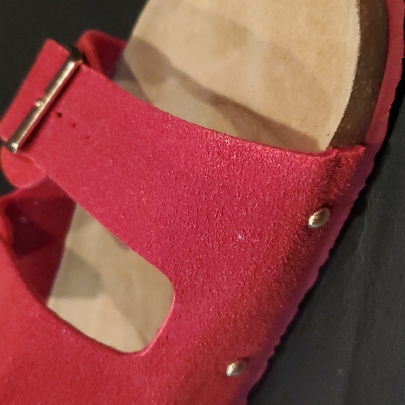 Oncai Sandals - Picture 9 of 9